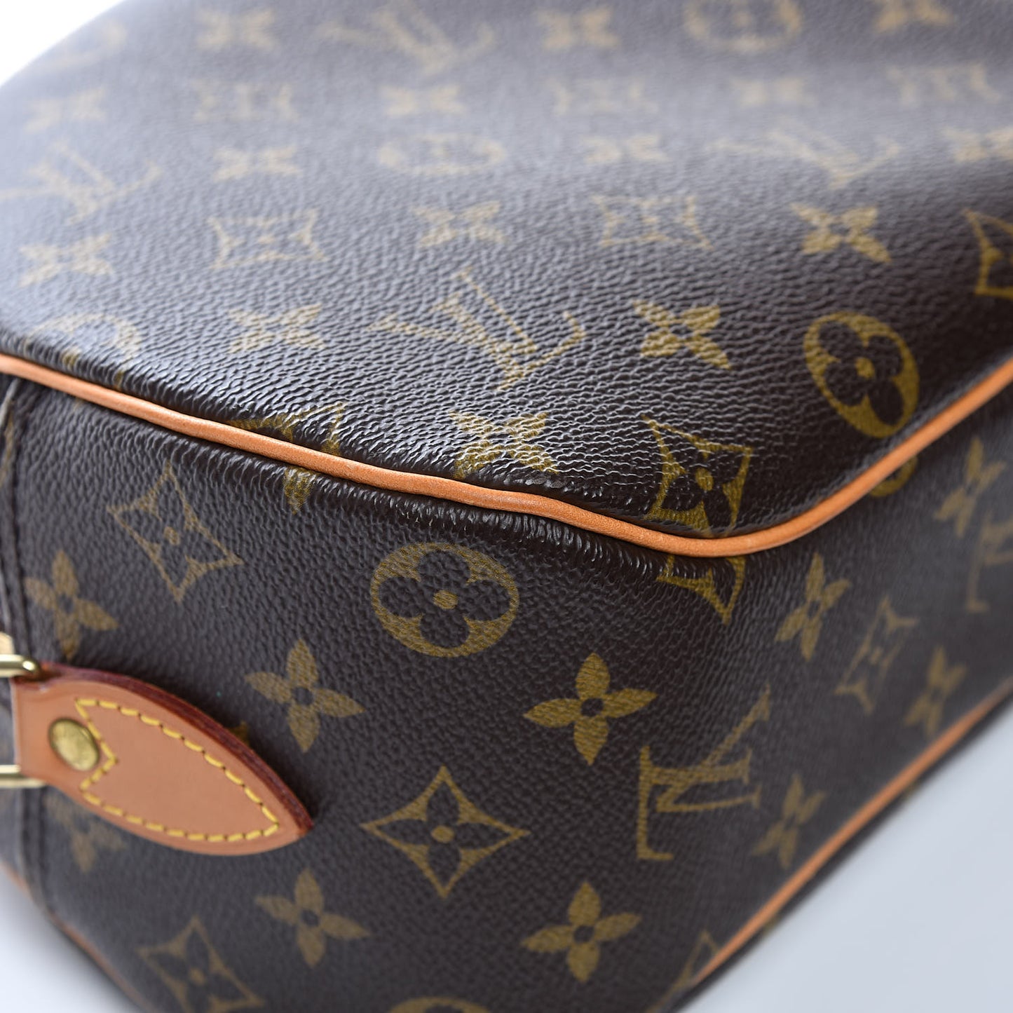 Monogram Blois