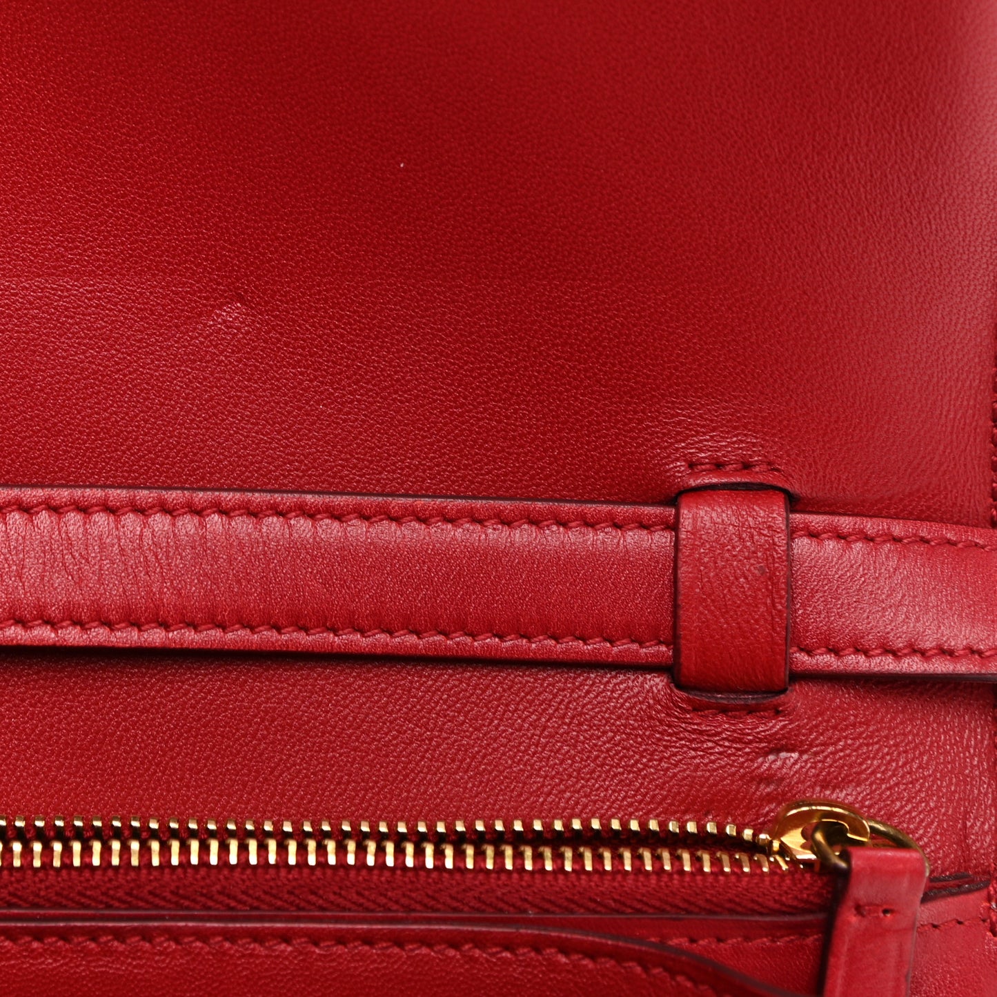 Box Calfskin Medium Classic Box Flap Bag Red