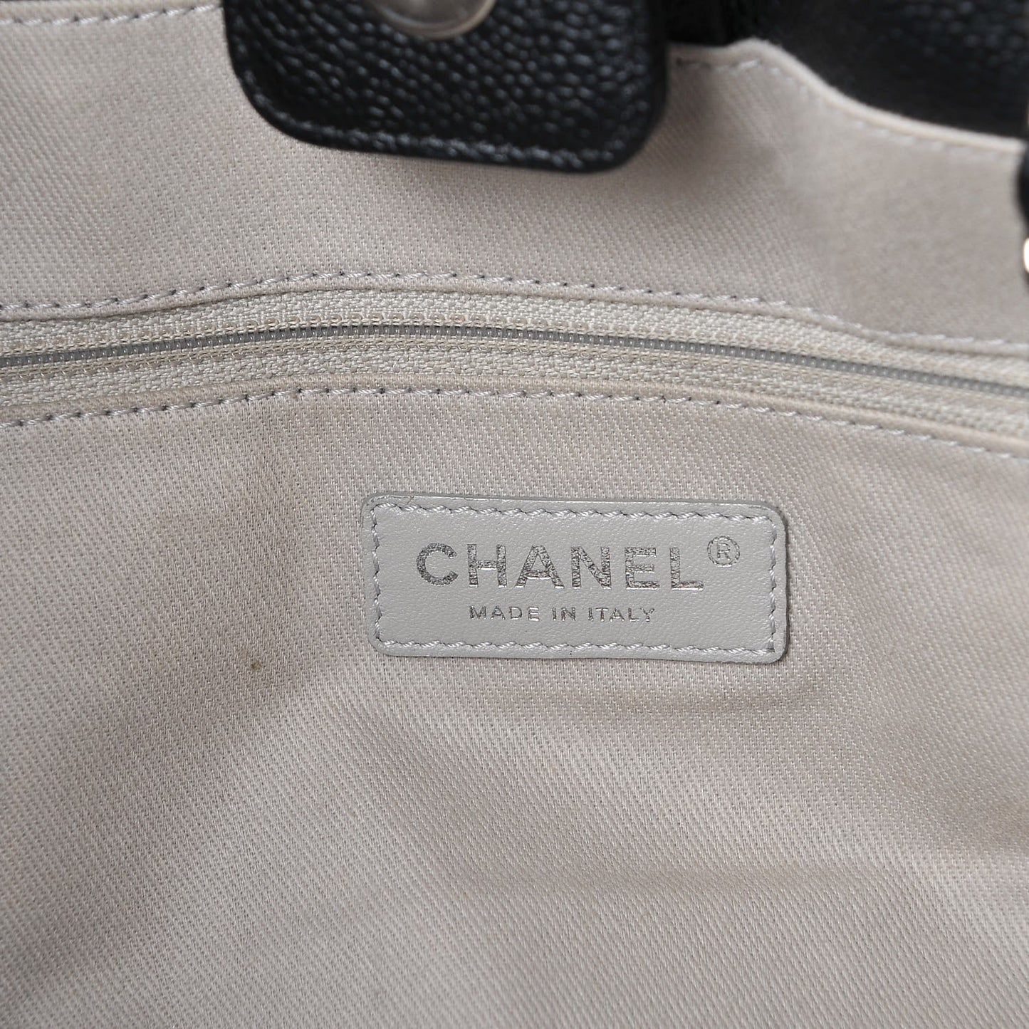 Glazed Calfskin Large Deauville Tote Black