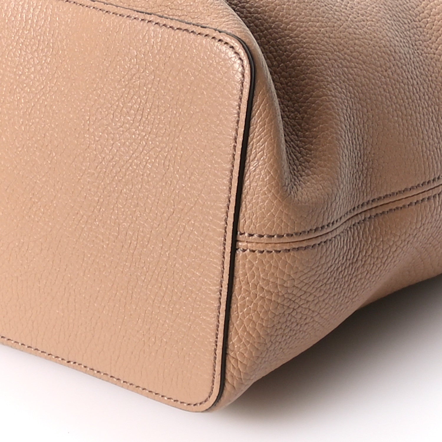 Gucci Pebbled Calfskin Large Soho Hobo Camelia 10 of 11