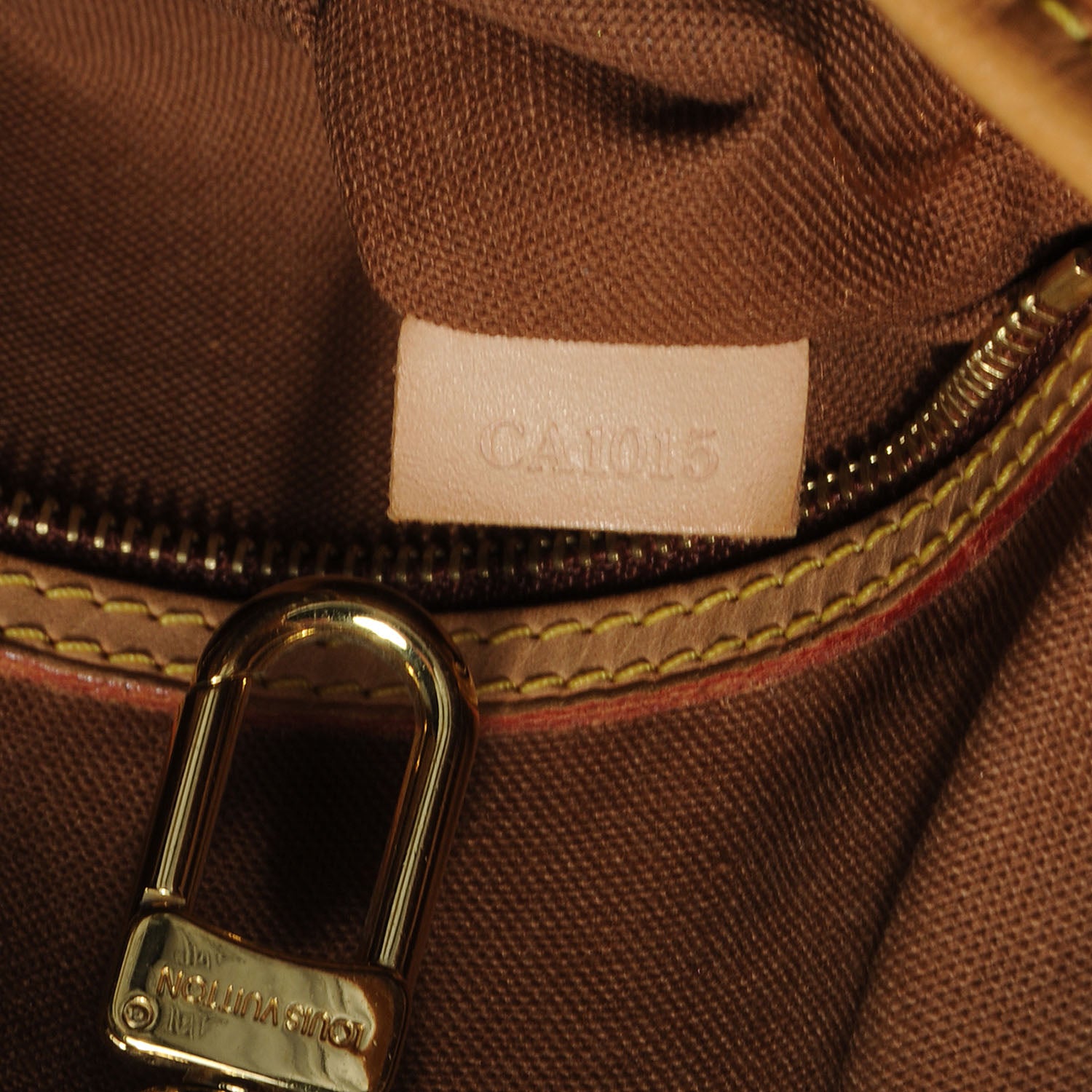 Louis Vuitton Monogram Batignolles Vertical 6 of 7