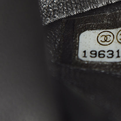 Chanel Metallic Aged Calfskin 2.55 Reissue 225 Flap Silver 7 of 11