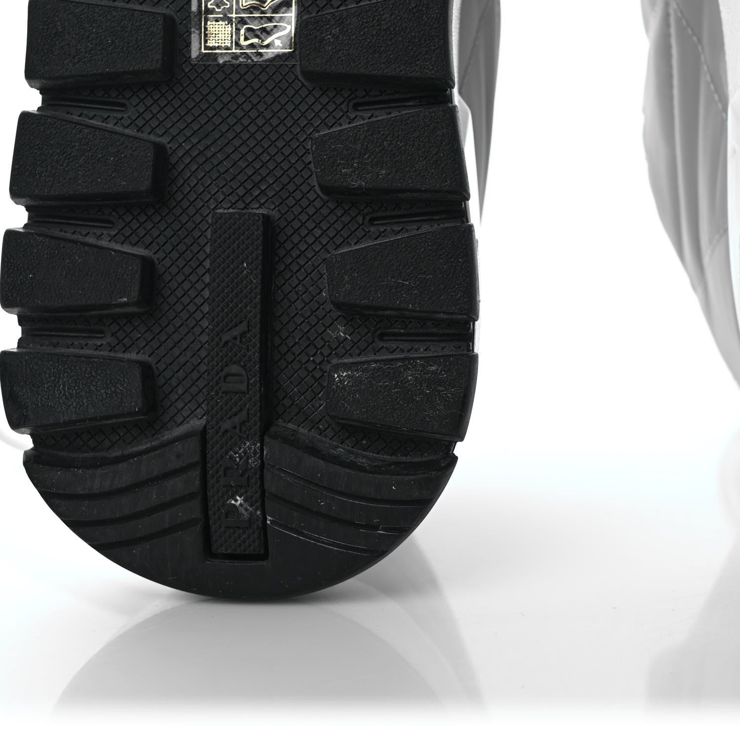 Prada Re-Nylon Piuma Metal Triangle Logo Quilted 45mm Sneakers 37.5 Fiordaliso 6 of 8