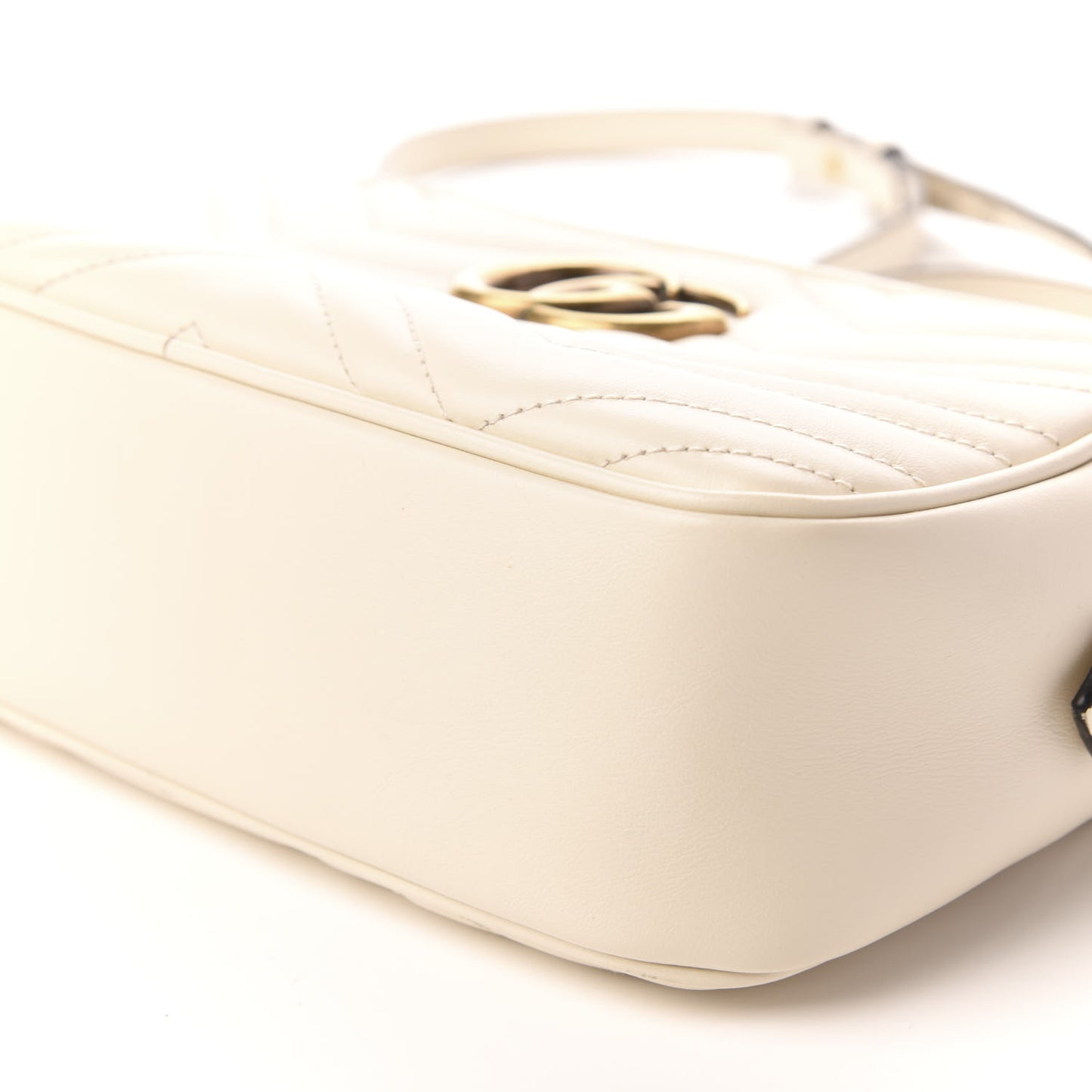 Calfskin Matelasse Small GG Marmont Chain Shoulder Bag White