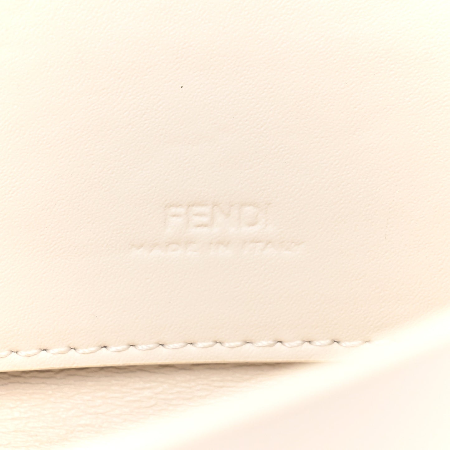 Vitello Liberty Sfumato Phone Baguette Latte