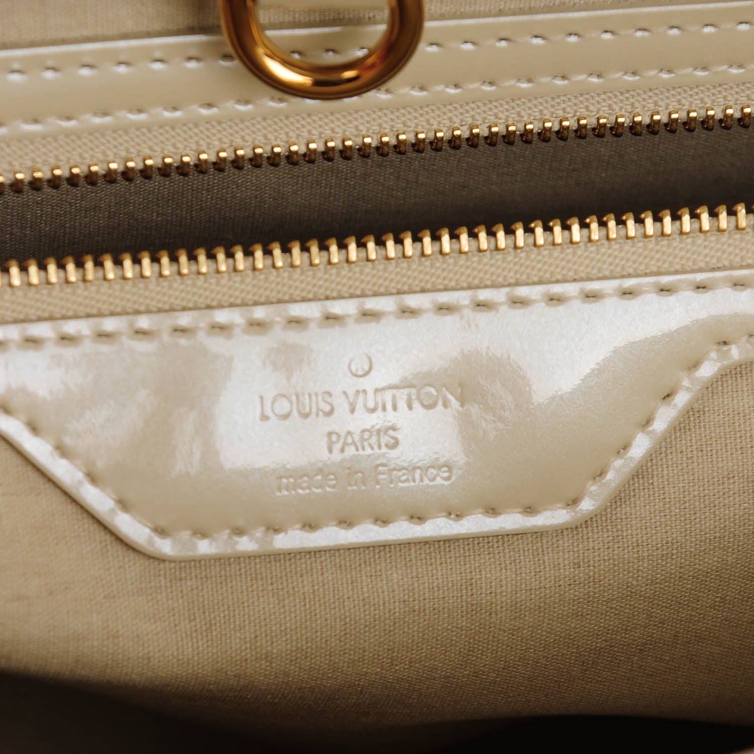 Louis Vuitton Vernis Wilshire MM Blanc Corail 6 of 7