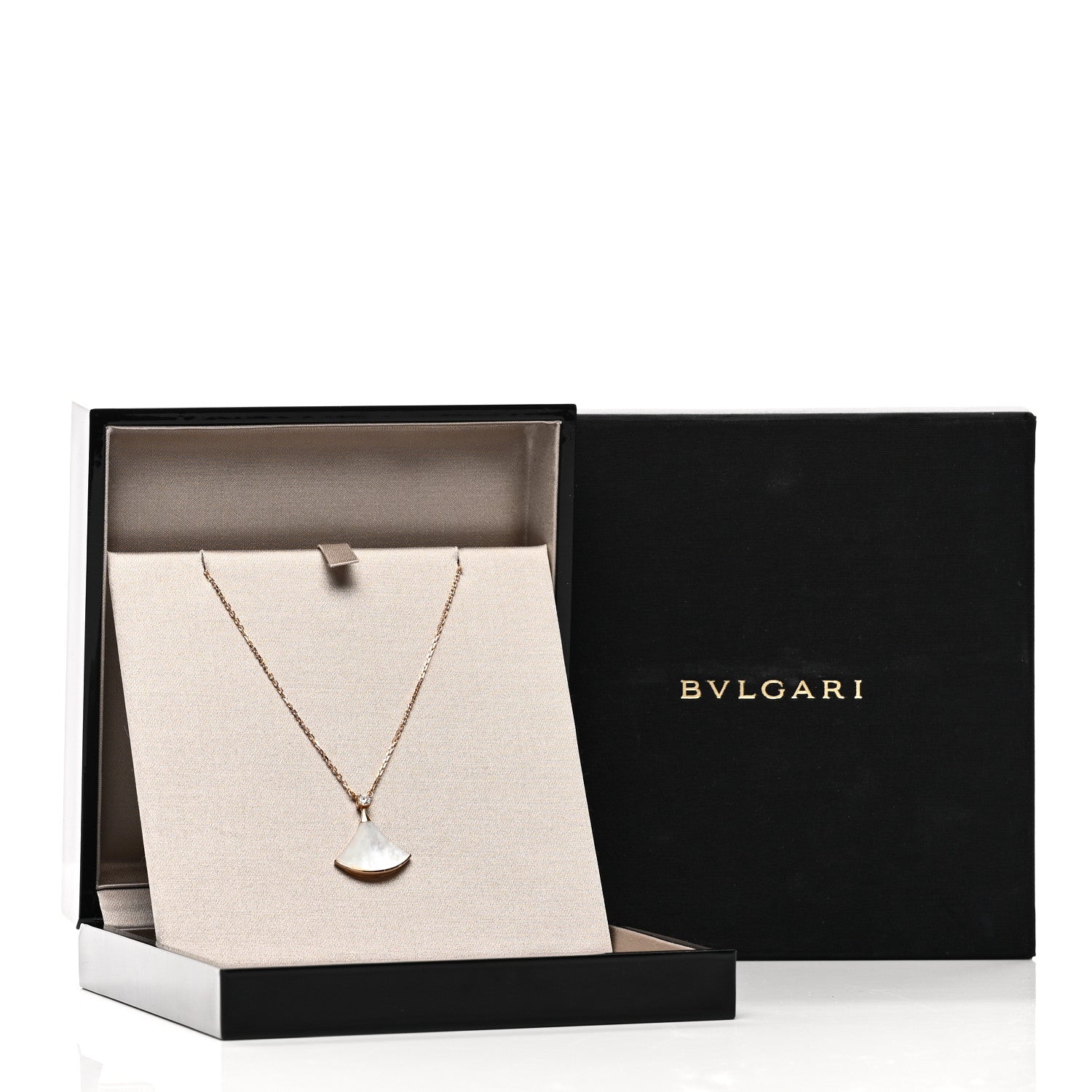 Bulgari 18K Rose Gold Diamond Mother of Pearl Divas' Dream Pendant Necklace 6 of 6