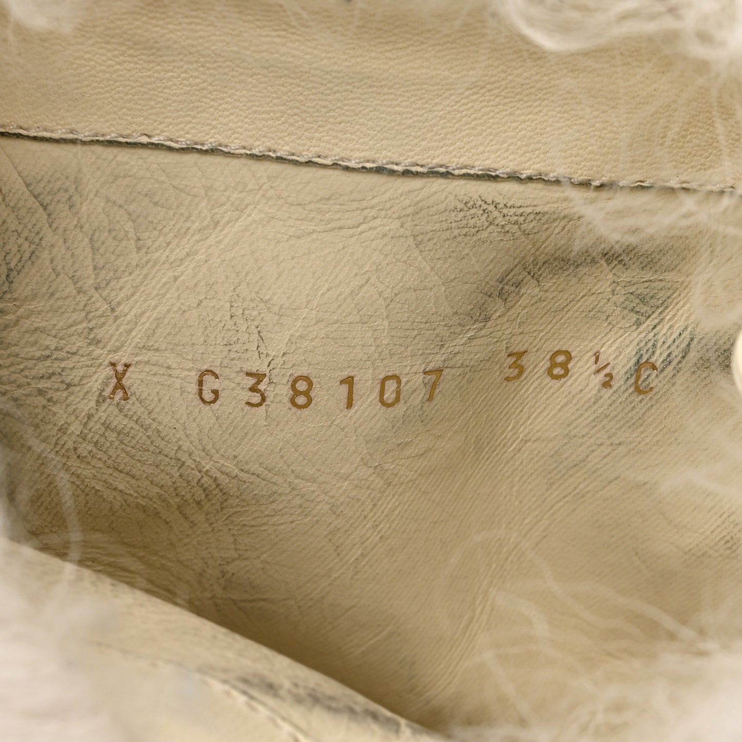 Shearling Sheepskin High Boots 38.5 Ivory Black