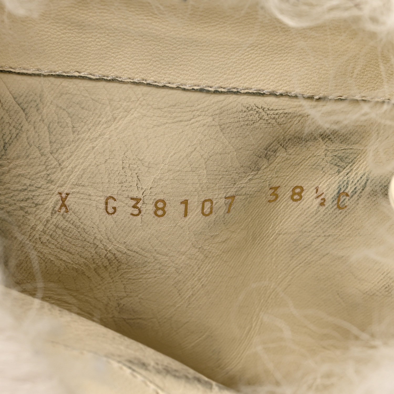 Chanel Shearling Sheepskin High Boots 38.5 Ivory Black 8 of 8