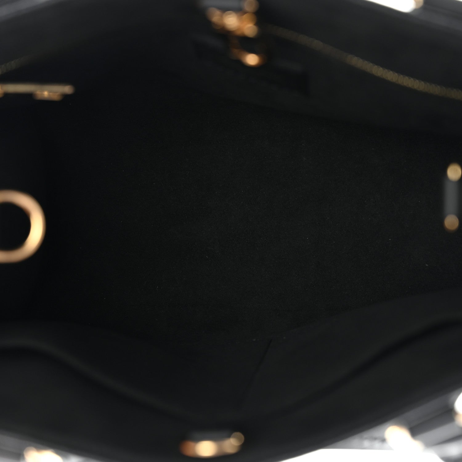 Louis Vuitton Empreinte Monogram Giant Onthego PM Black 5 of 9