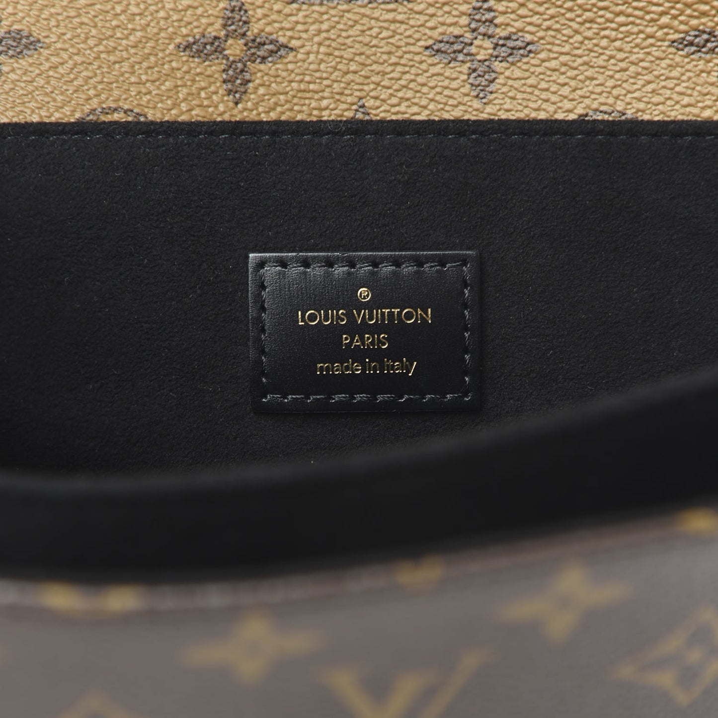 Reverse Monogram Pochette Metis