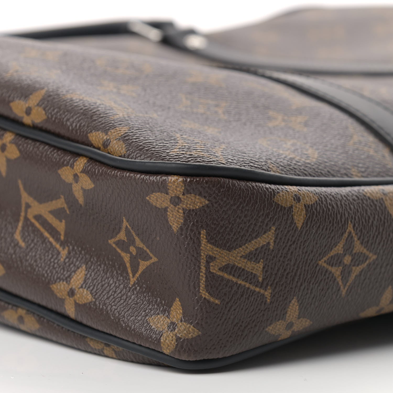 Louis Vuitton Monogram Macassar Porte-Documents Voyage PM 8 of 9