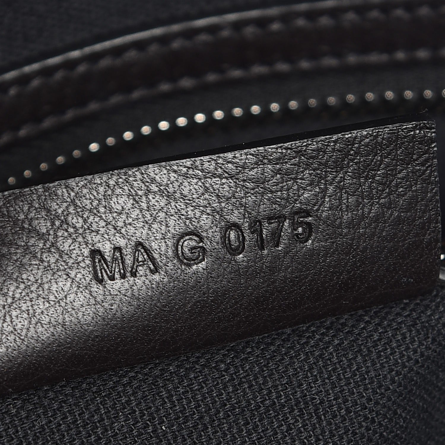 Givenchy Waxy Grained Calfskin Medium Nightingale Black 8 of 8