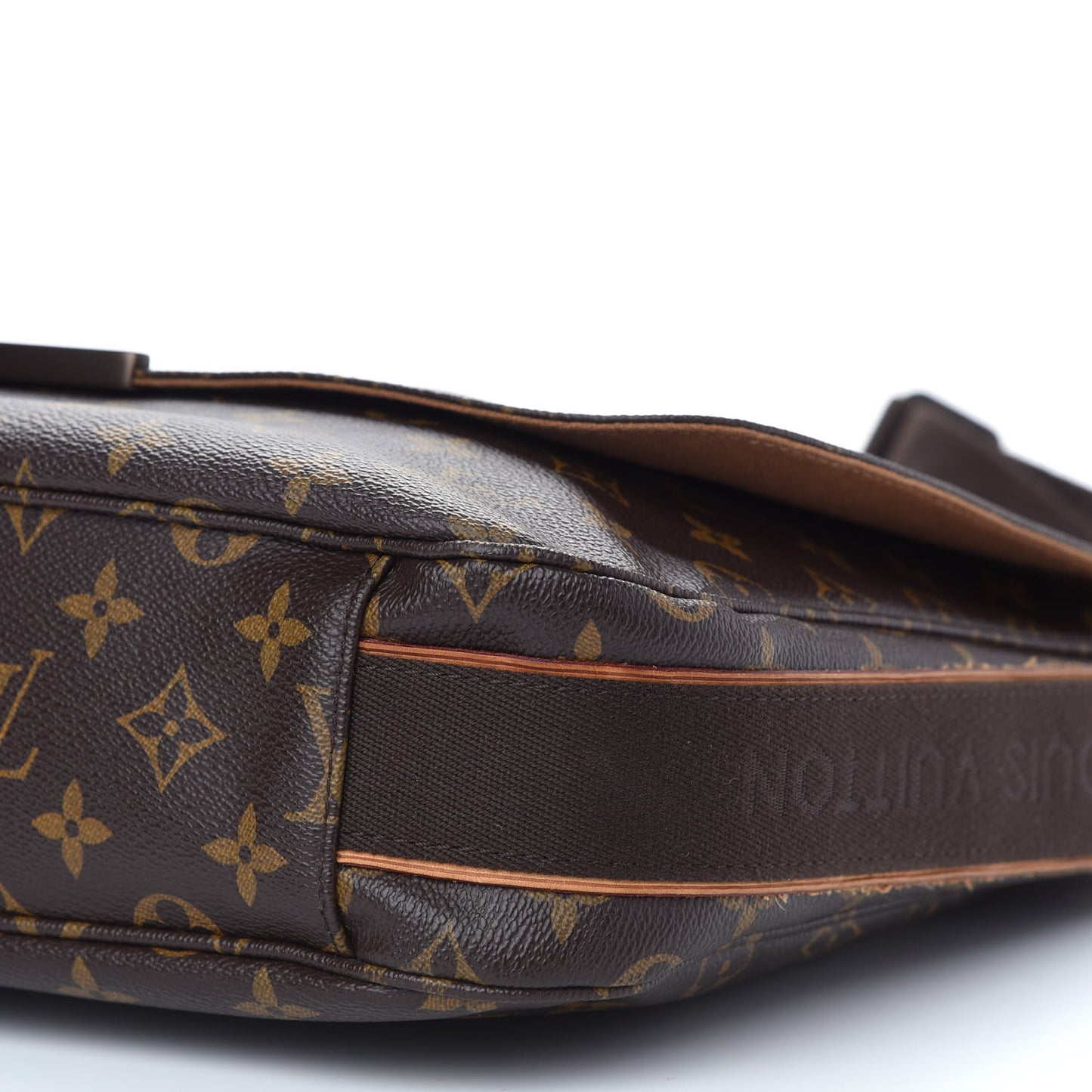 Monogram Beaubourg MM Messenger Bag