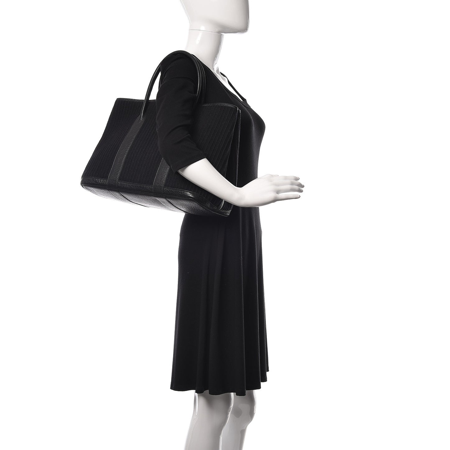Ribbed Wool Negonda Garden Party MM 36 Black