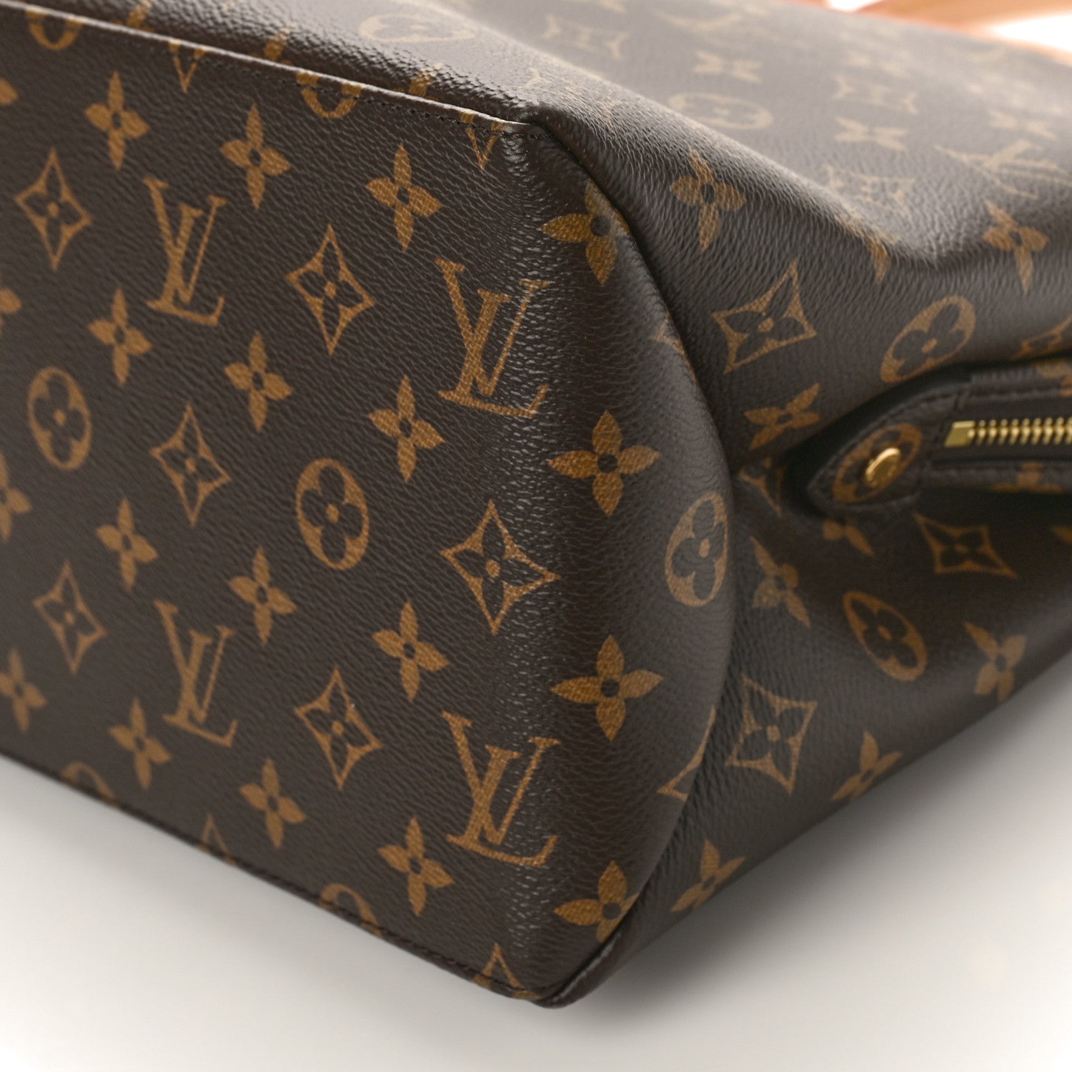 Louis Vuitton Monogram Grand Palais 8 of 8