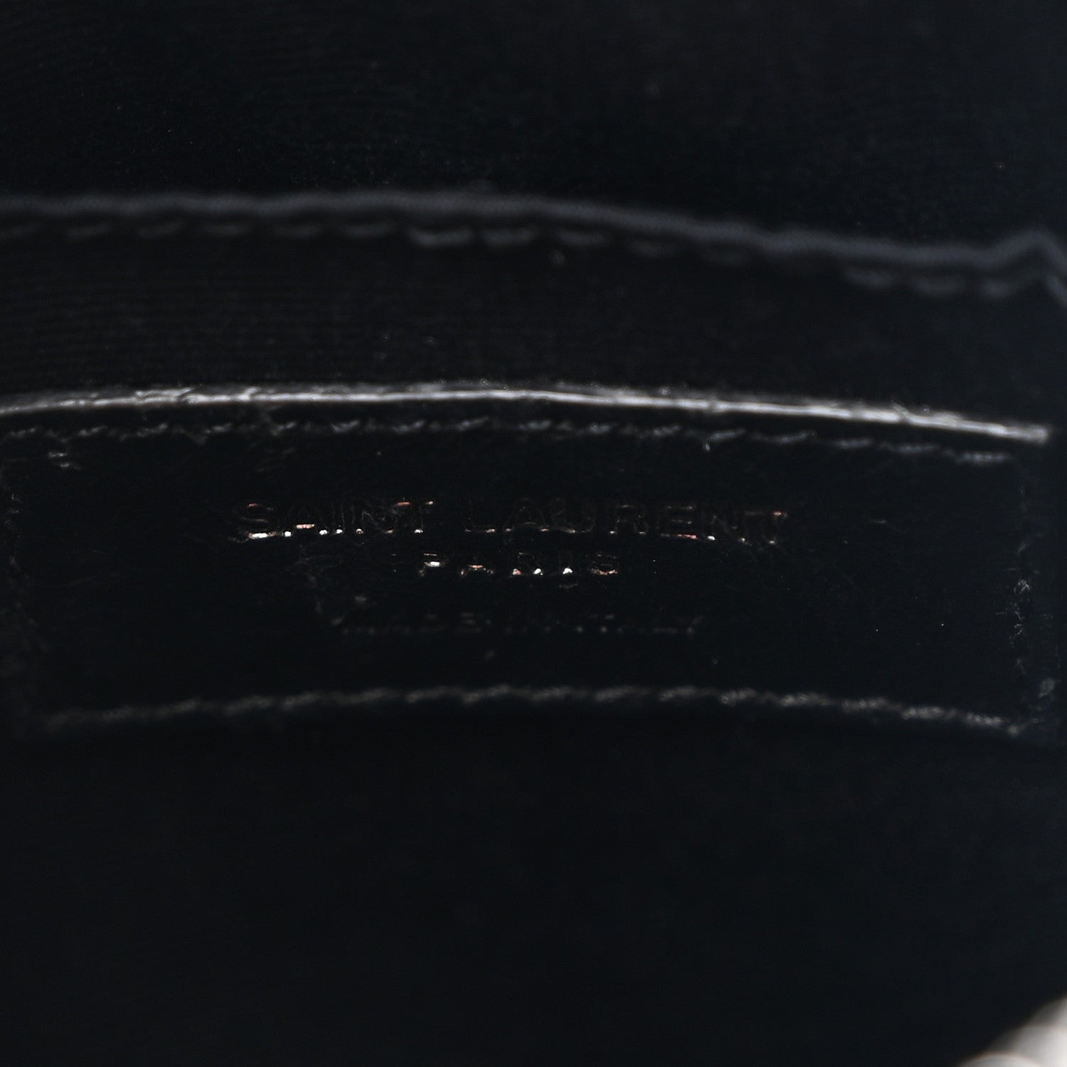 Saint Laurent Calfskin Matelasse Chevron Round Vinyle Camera Bag Black 6 of 11