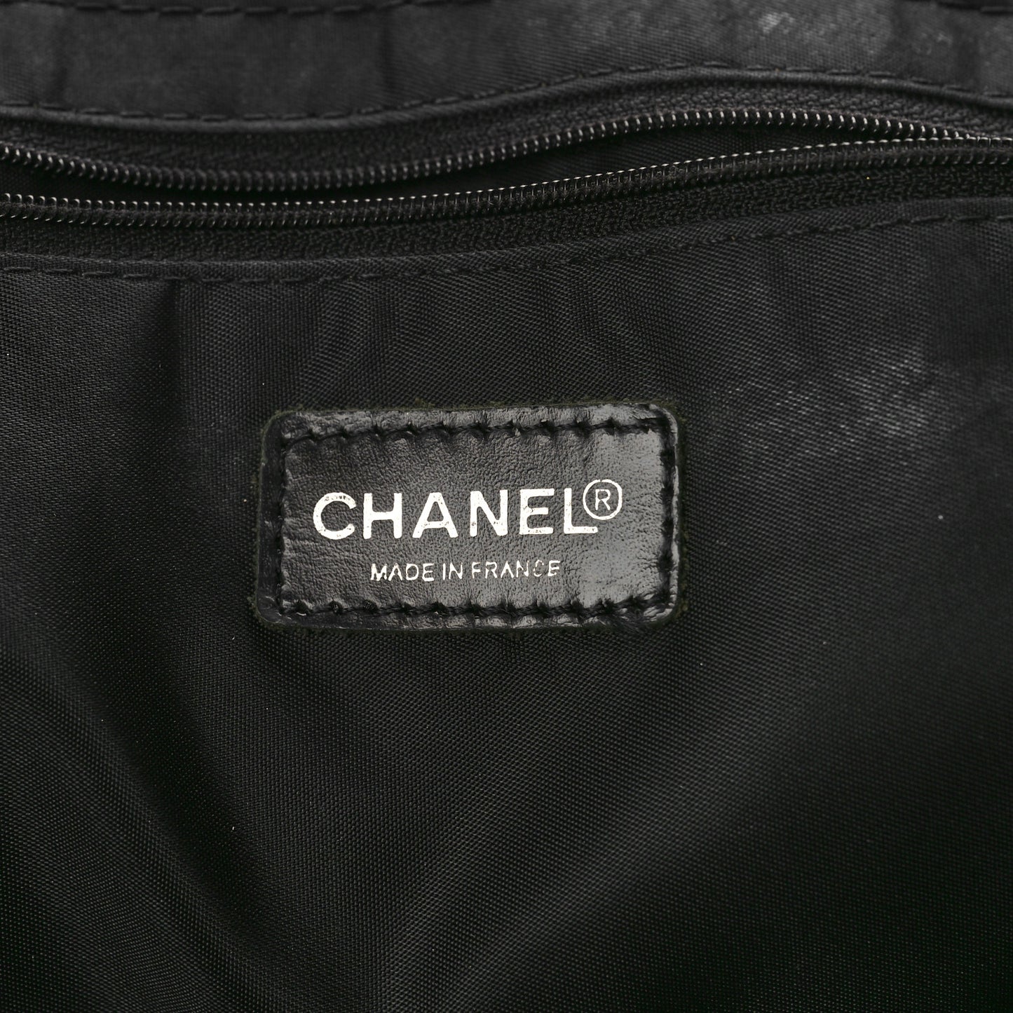 Nylon Medium Travel Tote Black