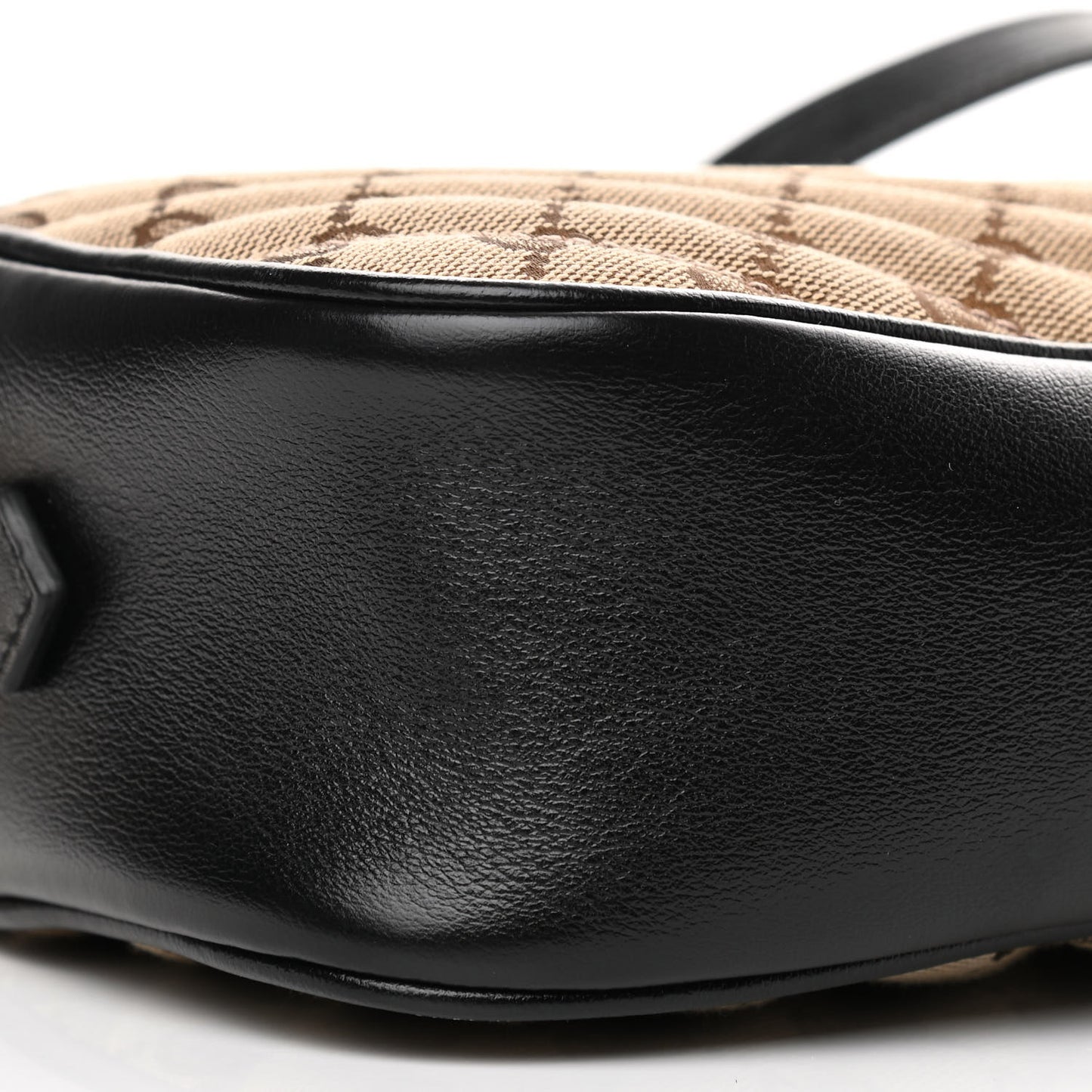 Monogram Matelasse Diagonal Small GG Marmont Chain Shoulder Bag Beige Black