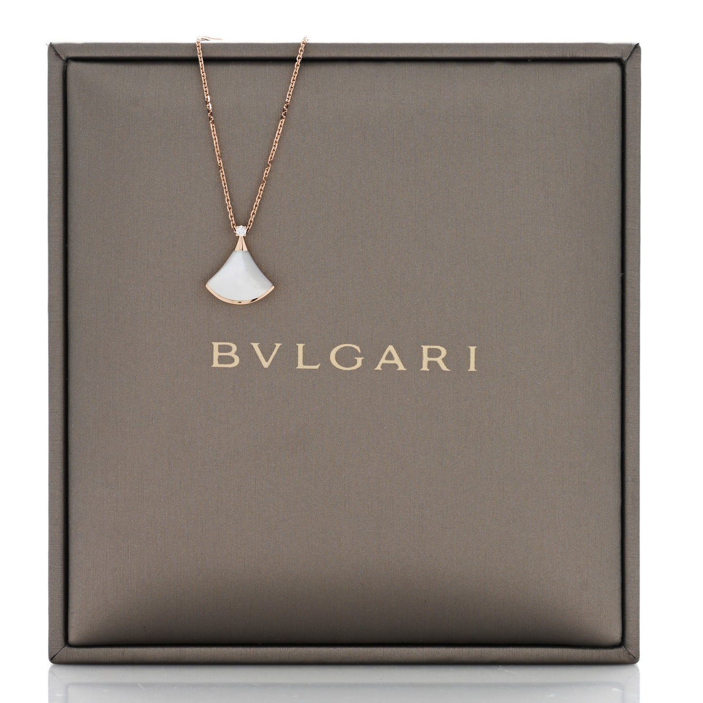 18K Rose Gold Diamond Mother of Pearl Small Divas' Dream Pendant Necklace