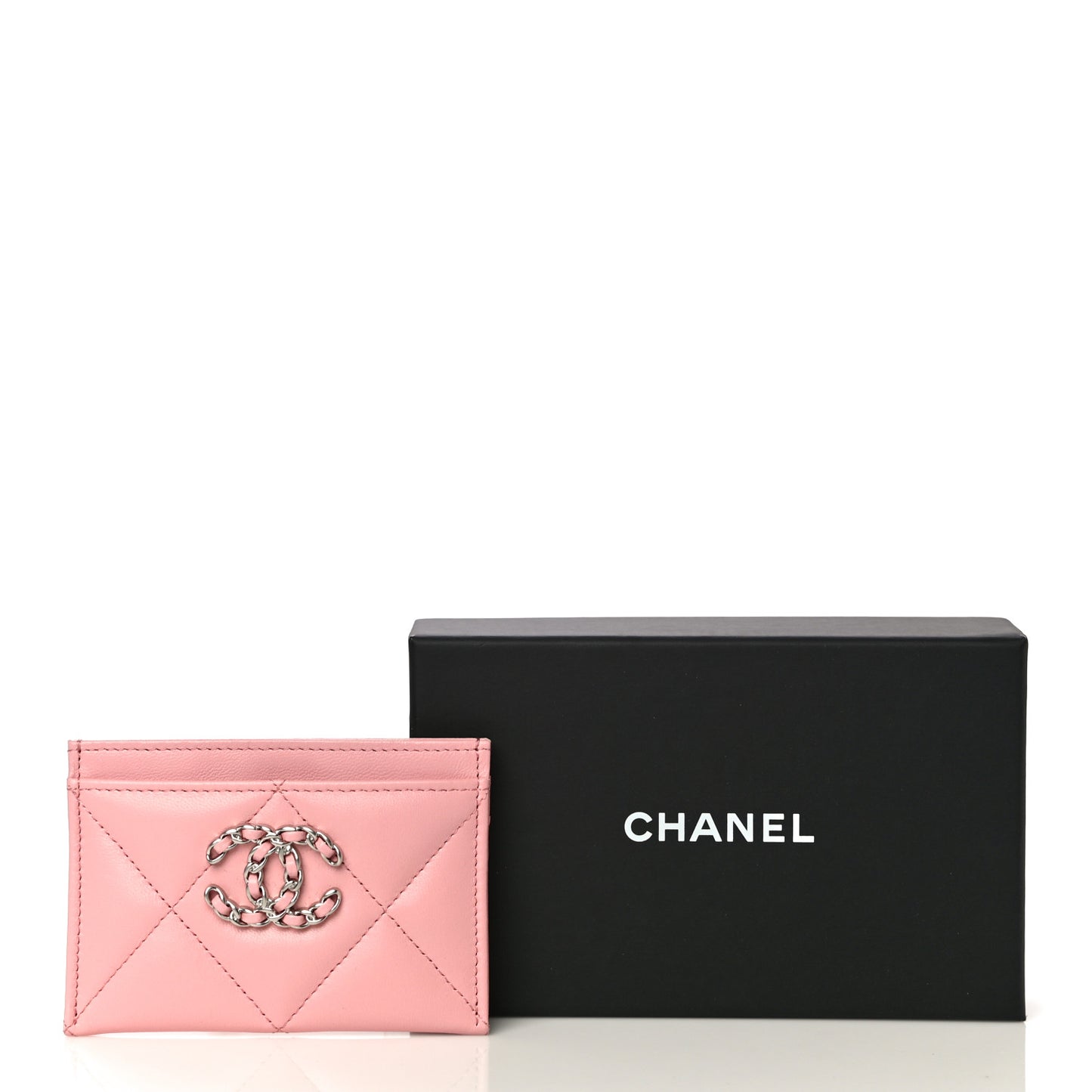 Lambskin Quilted Chanel 19 Card Holder Light Pink