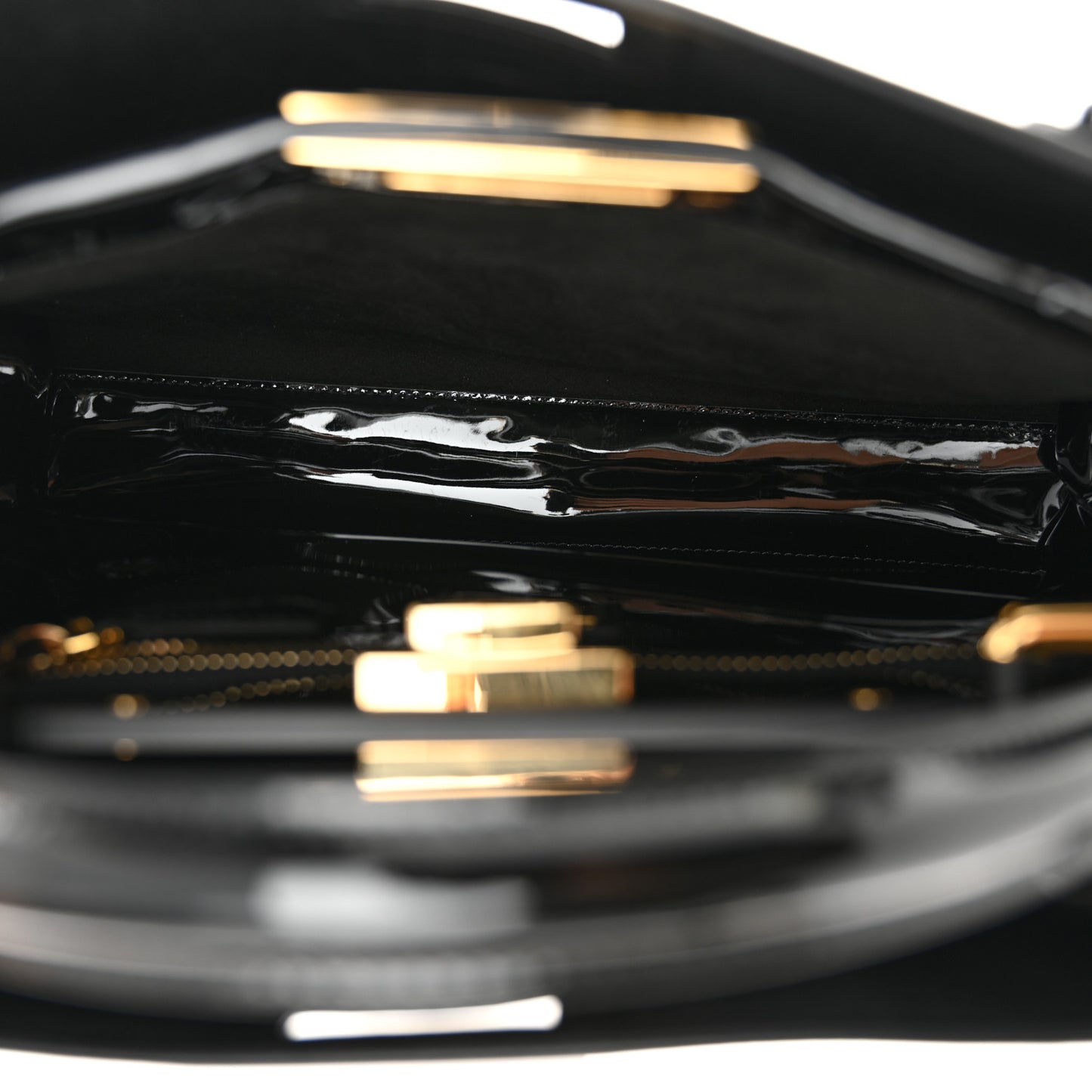 Patent Glazed Fabric FF 1974 Medium Peekaboo Iconic Defender Satchel Mogano Panna Black