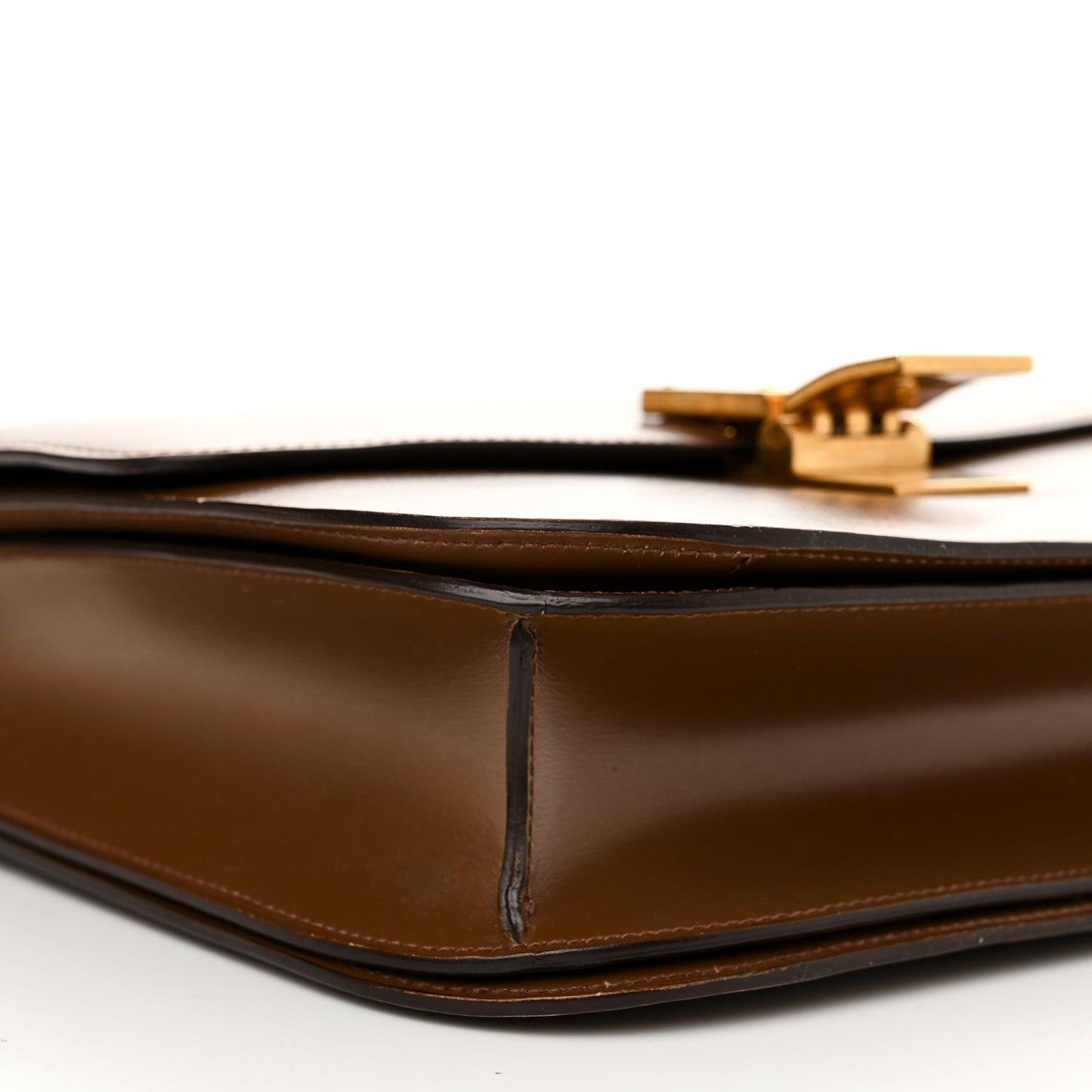 Smooth Calfskin Medium Classic Box Flap Bag Camel