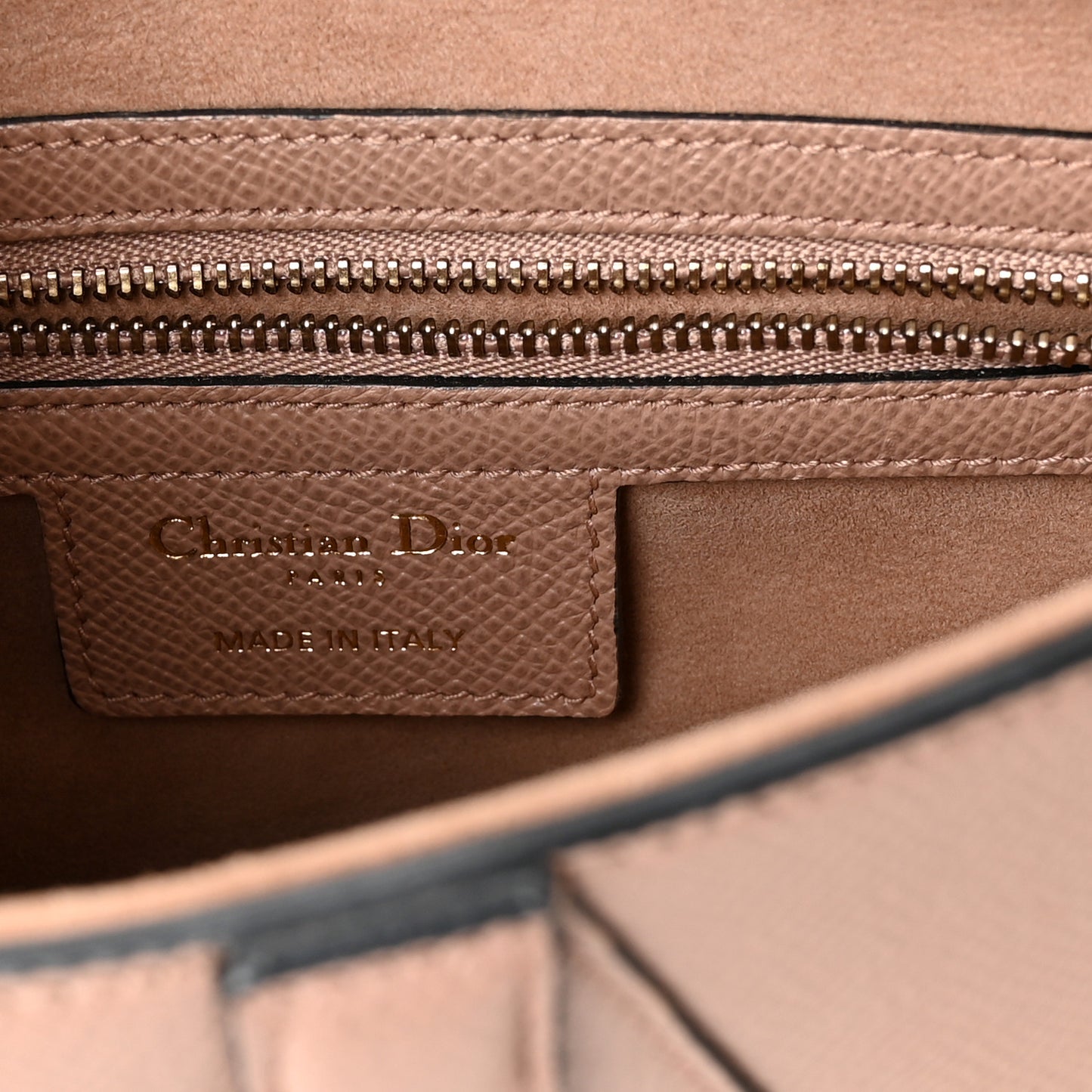 Grained Calfskin Saddle Bag With Strap Fard