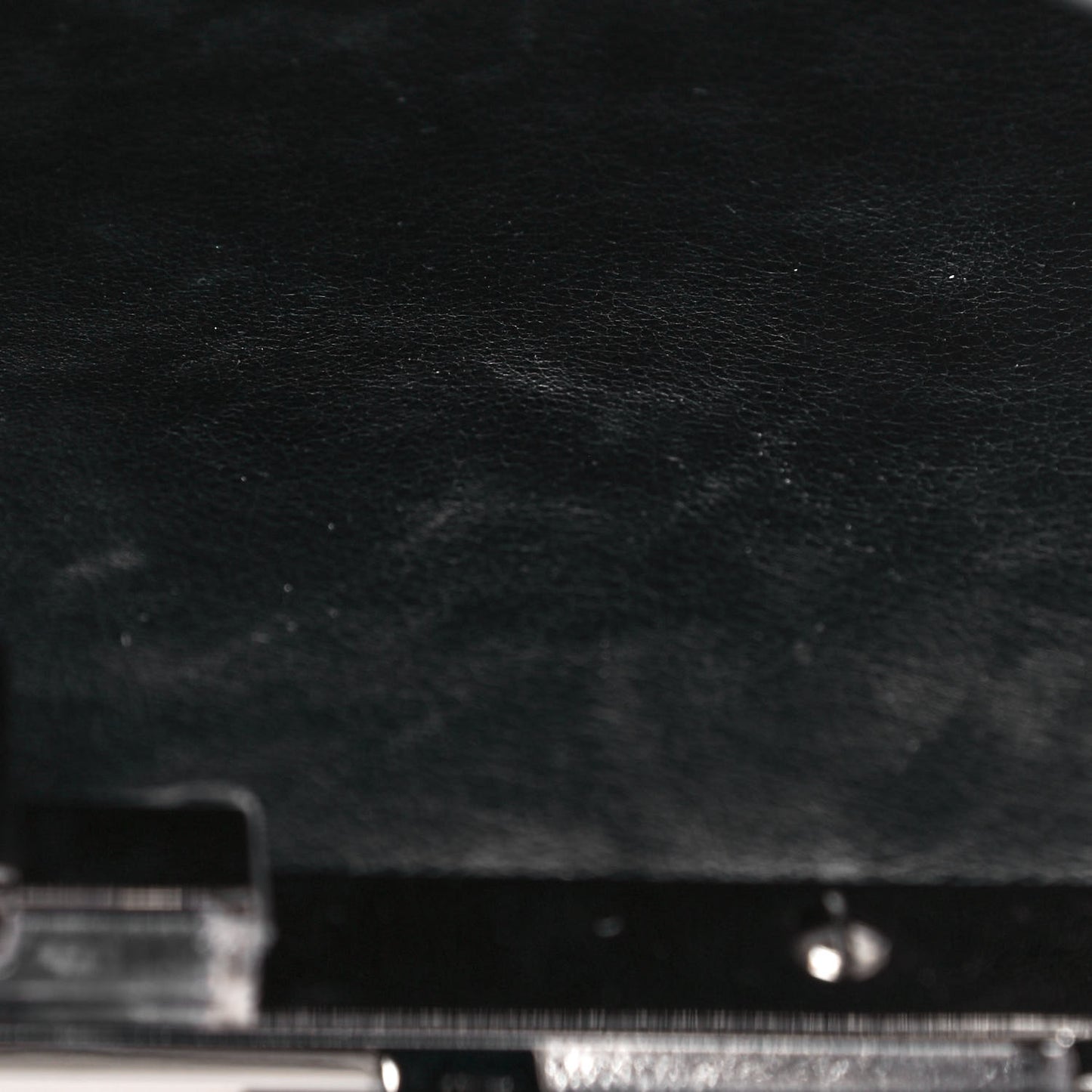 Vitello Catalan Mirror Medium Peekaboo Iconic Satchel Argento