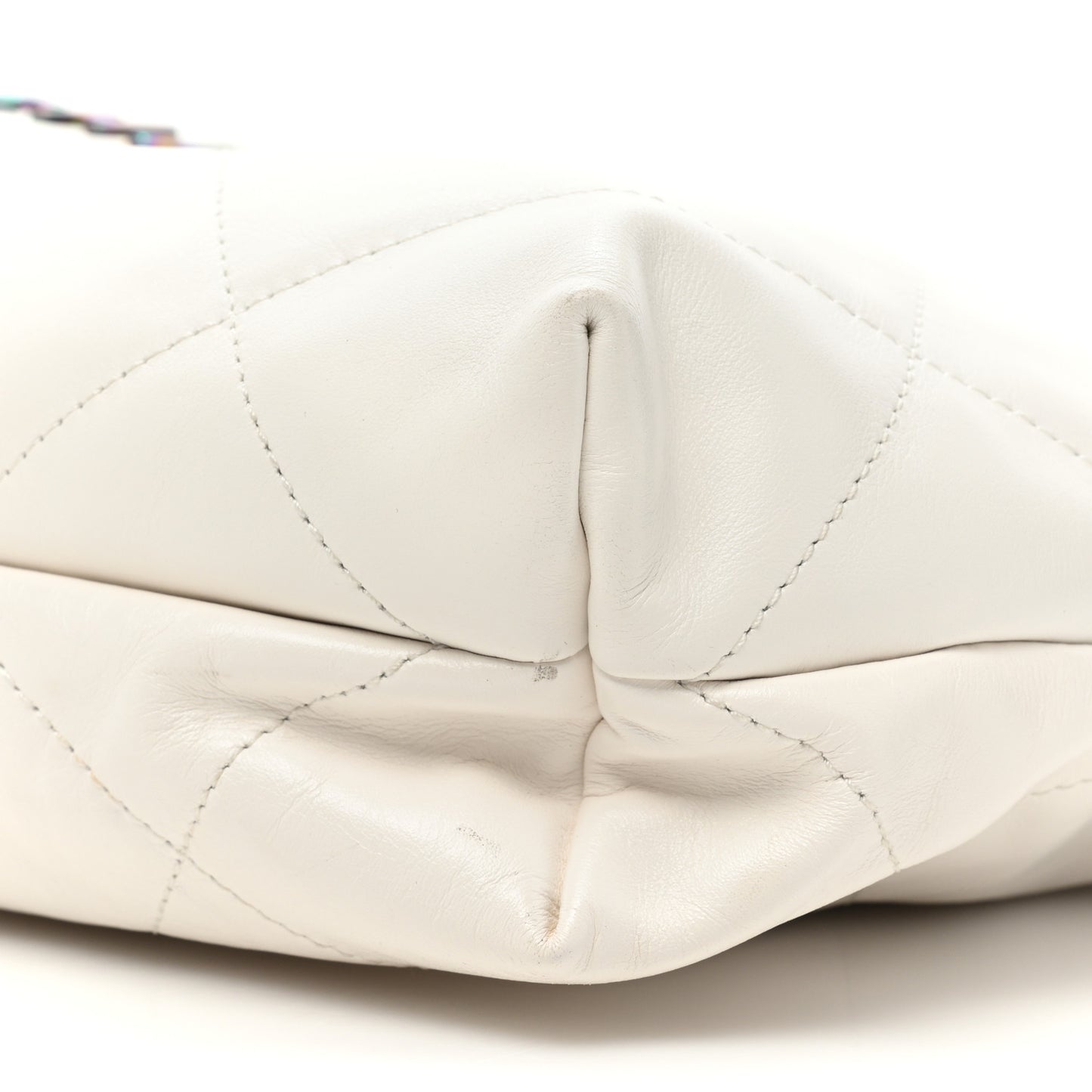 Shiny Calfskin Quilted Small Rainbow Chanel 22 White