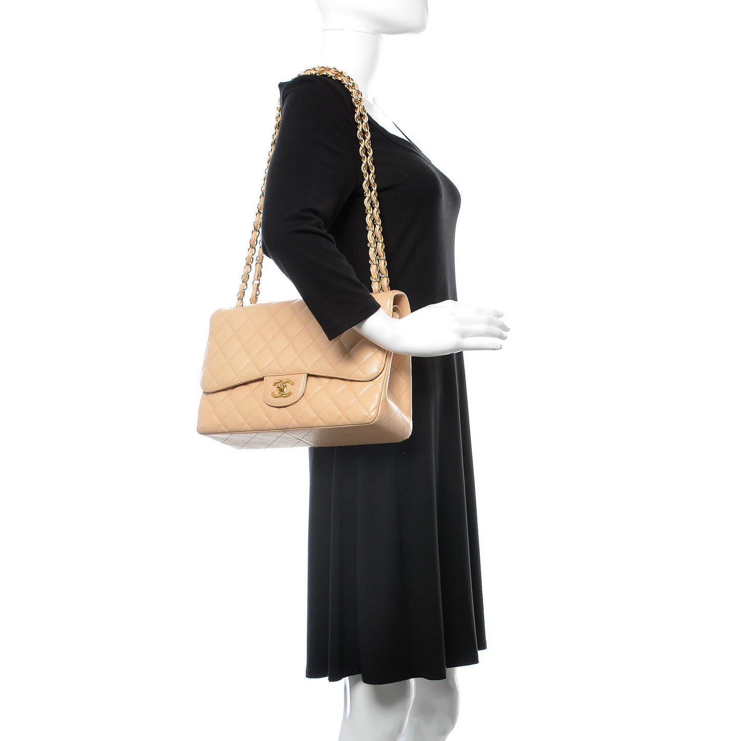 Caviar Quilted Jumbo Double Flap Beige Clair