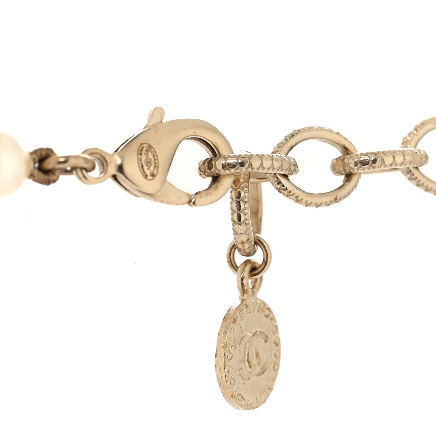 Graduated Pearl CC Short Necklace Gold