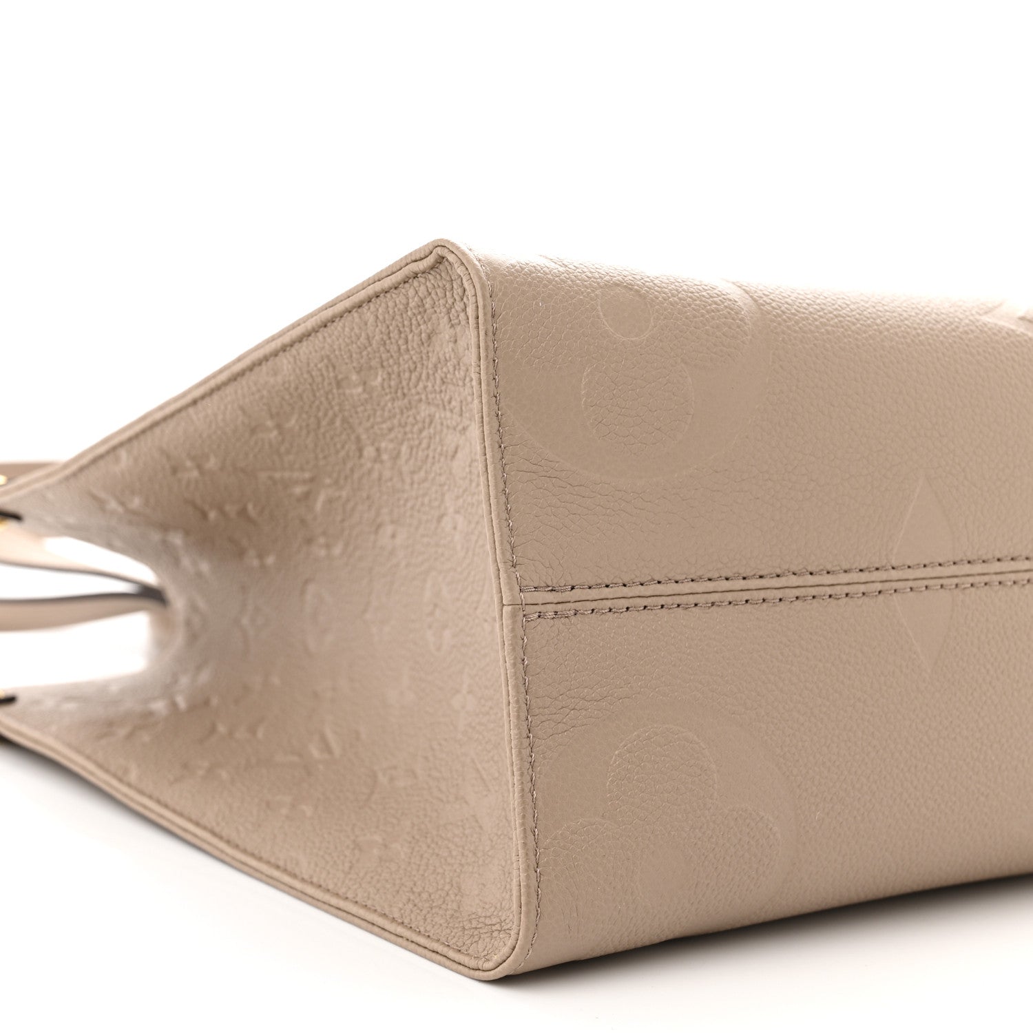 Louis Vuitton Empreinte Monogram Giant Onthego MM Tourterelle 8 of 11