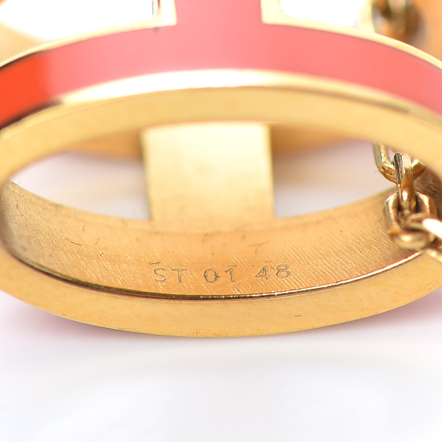 Lacquered Gold Pop H Pendant Necklace Orange Fonce