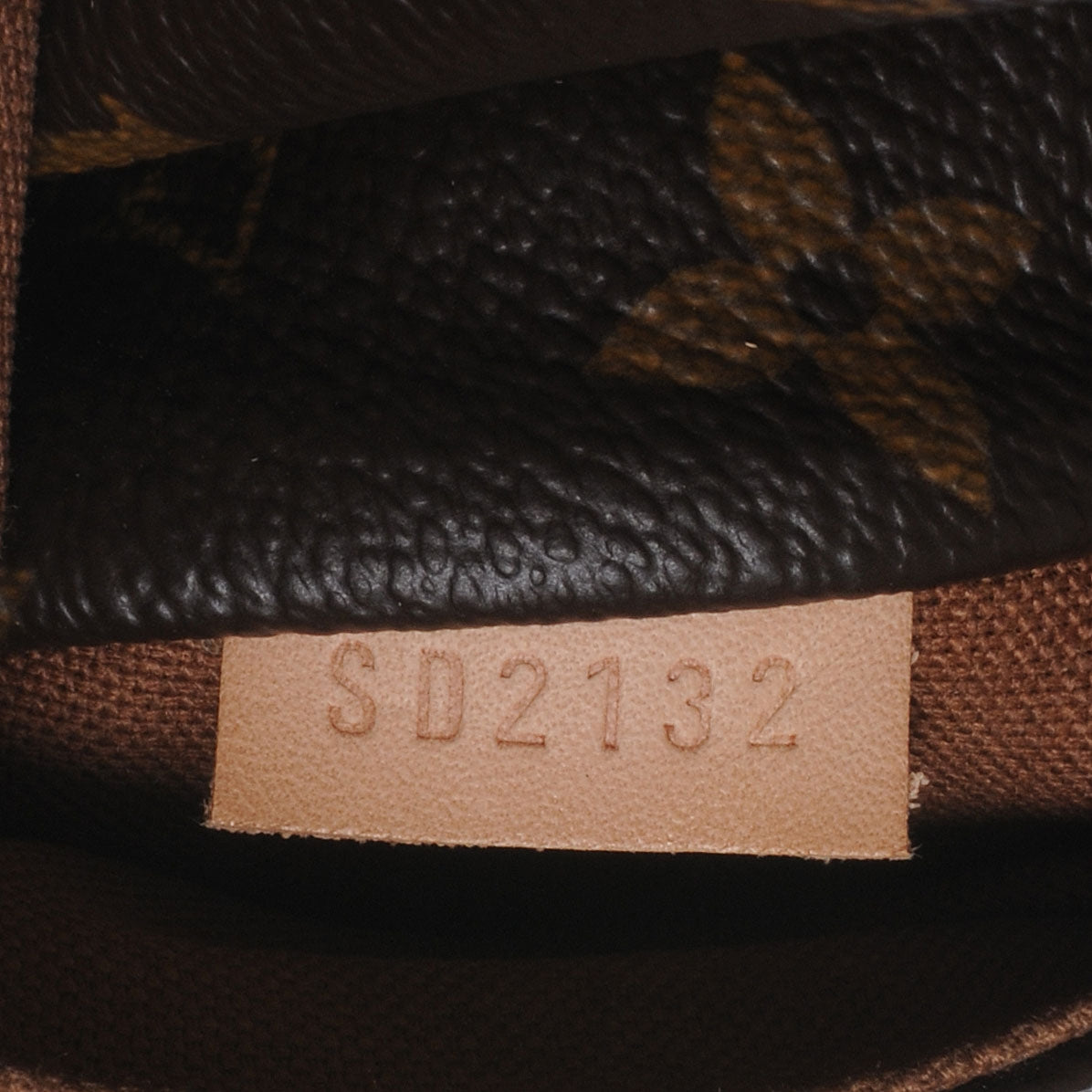 Louis Vuitton Monogram Totally MM 5 of 6