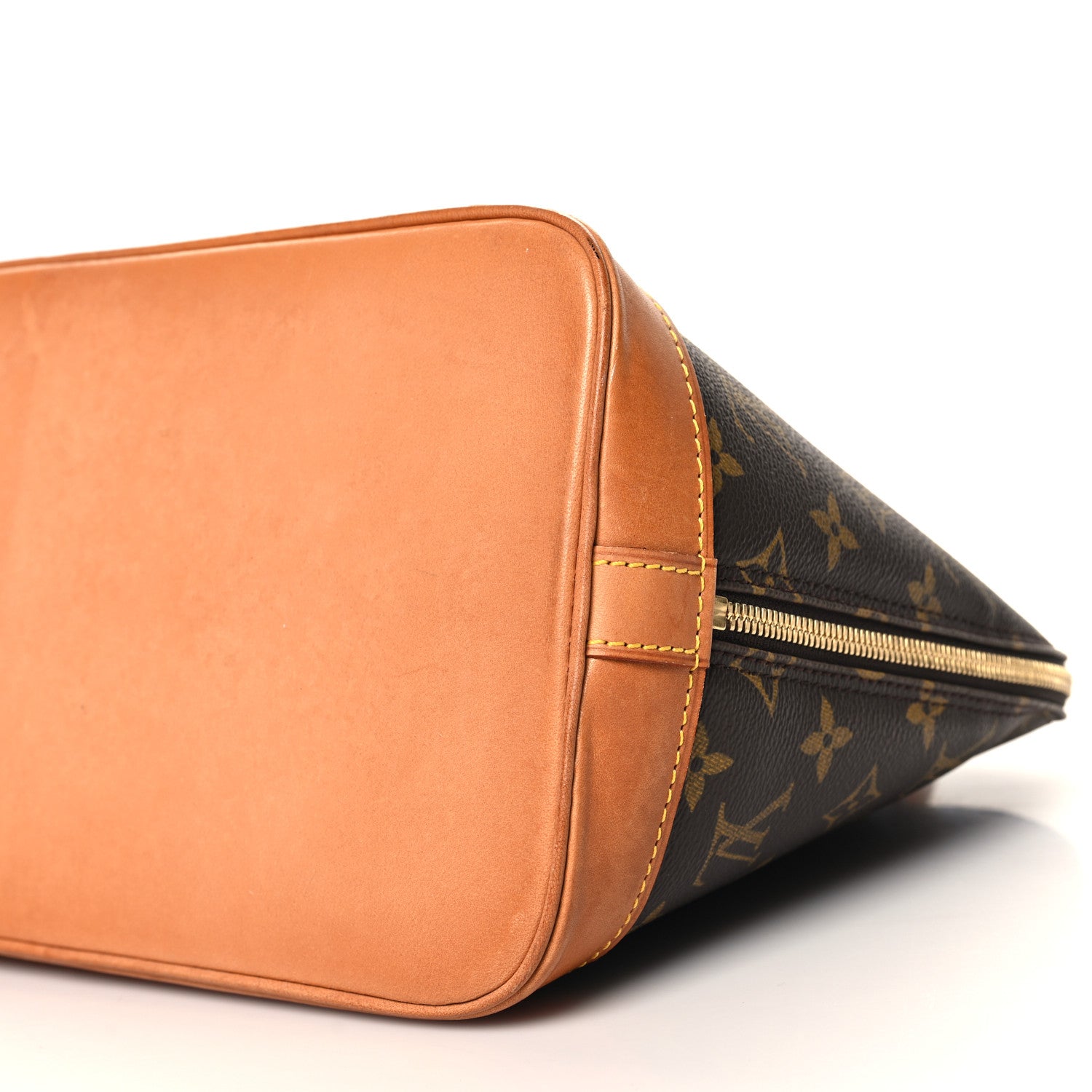 Louis Vuitton Monogram Alma PM 9 of 9