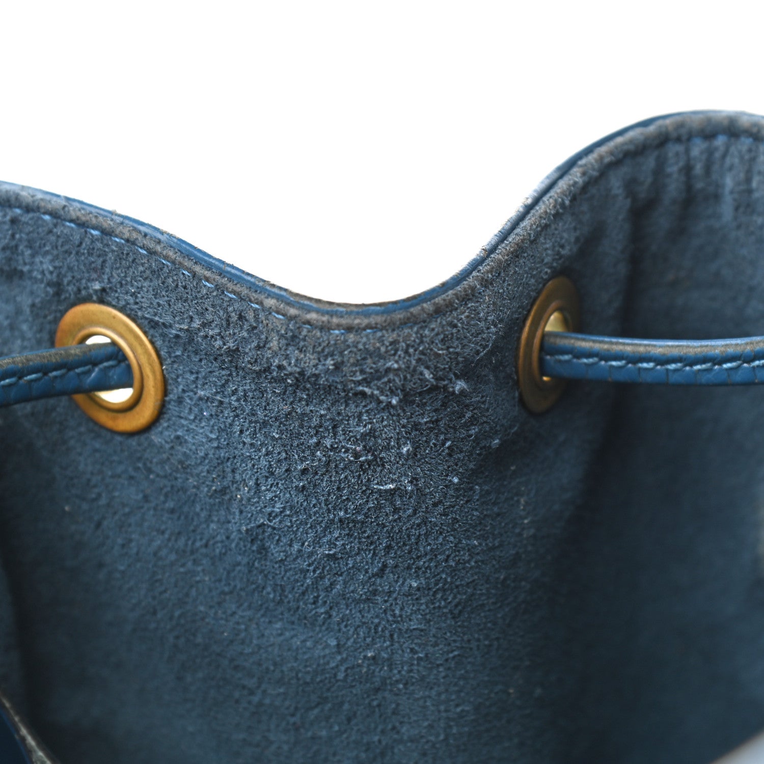 Louis Vuitton Epi Noe Toledo 10 of 17