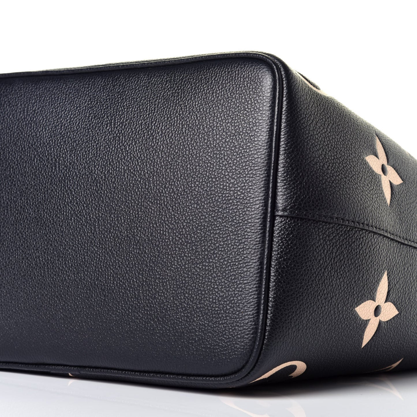 Empreinte Monogram Giant Neonoe MM Black Beige