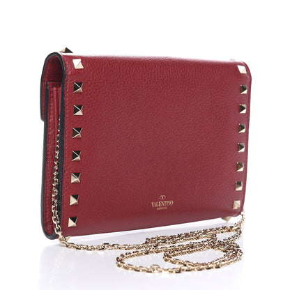 Valentino Garavani Pebbled Calfskin Rockstud Envelope Wallet On Chain Bag Rubino 3 of 10
