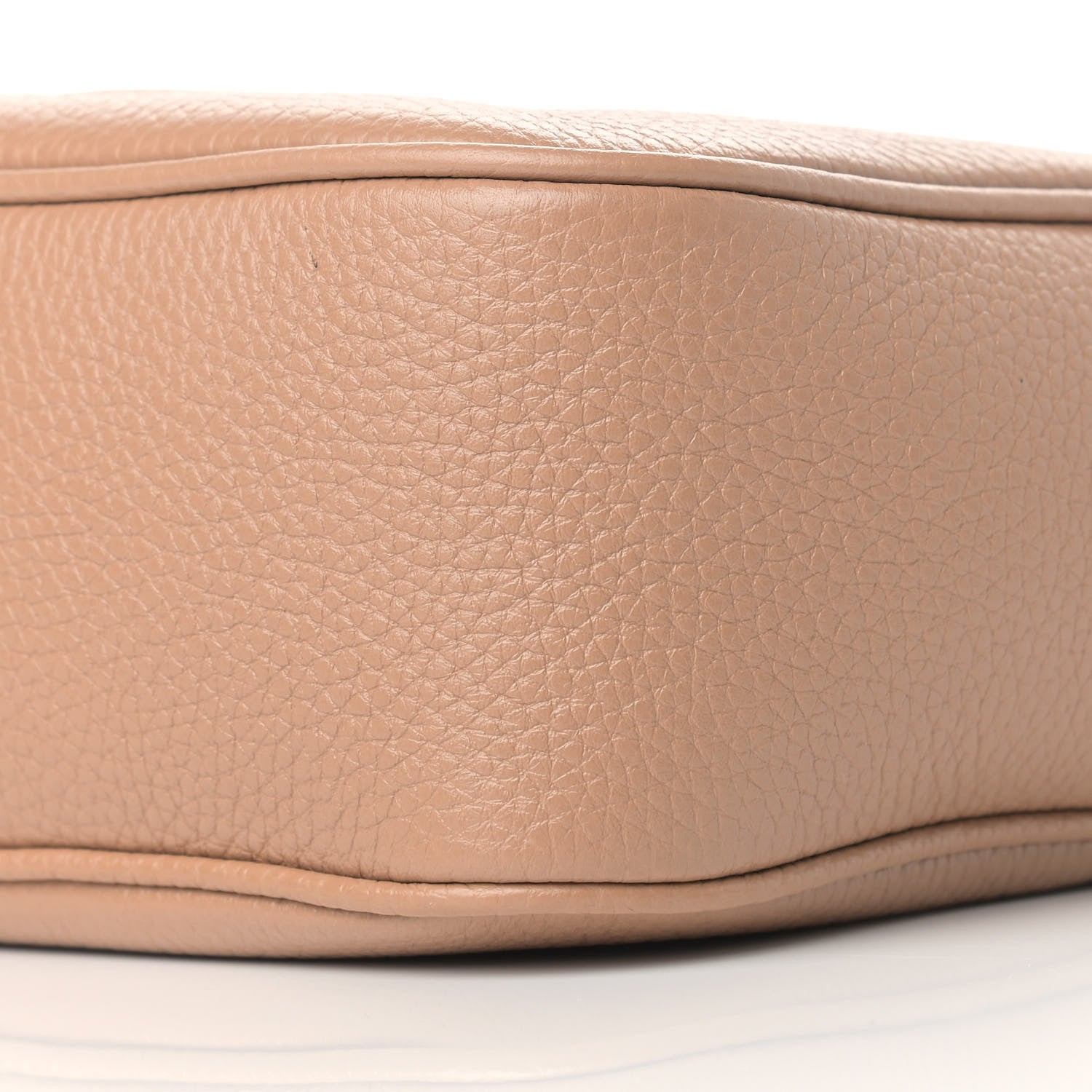 Gucci Pebbled Calfskin Small Soho Disco Bag Camelia 7 of 10