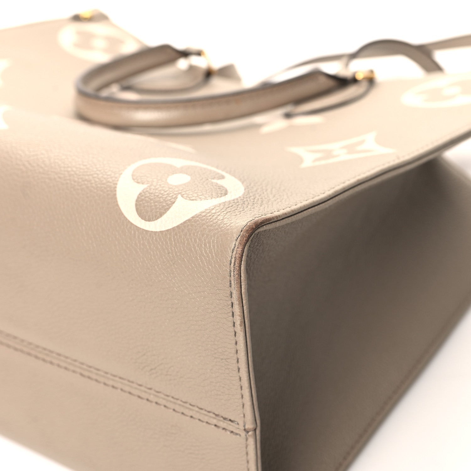 Louis Vuitton Empreinte Monogram Giant Onthego MM Tourterelle Creme 9 of 14
