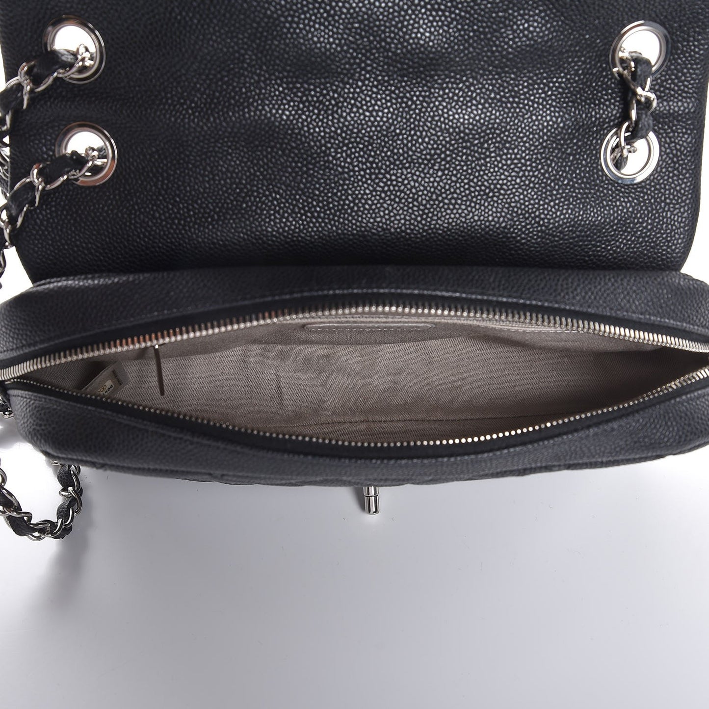 Caviar Quilted Medium Easy Flap Black