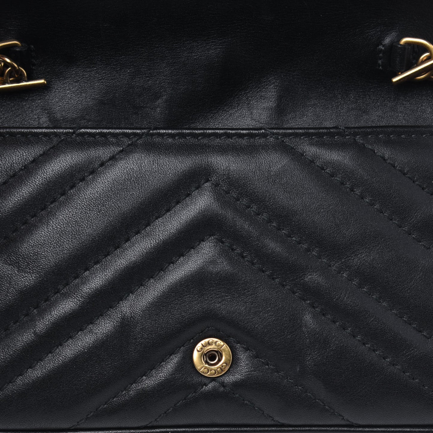 Calfskin Matelasse Super Mini GG Marmont Shoulder Bag Black