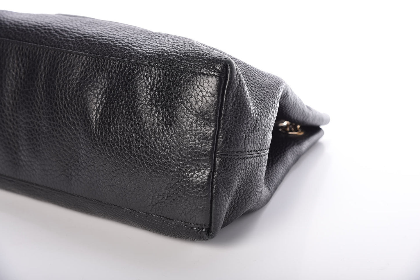 Pebbled Calfskin Medium Soho Chain Shoulder Bag Black