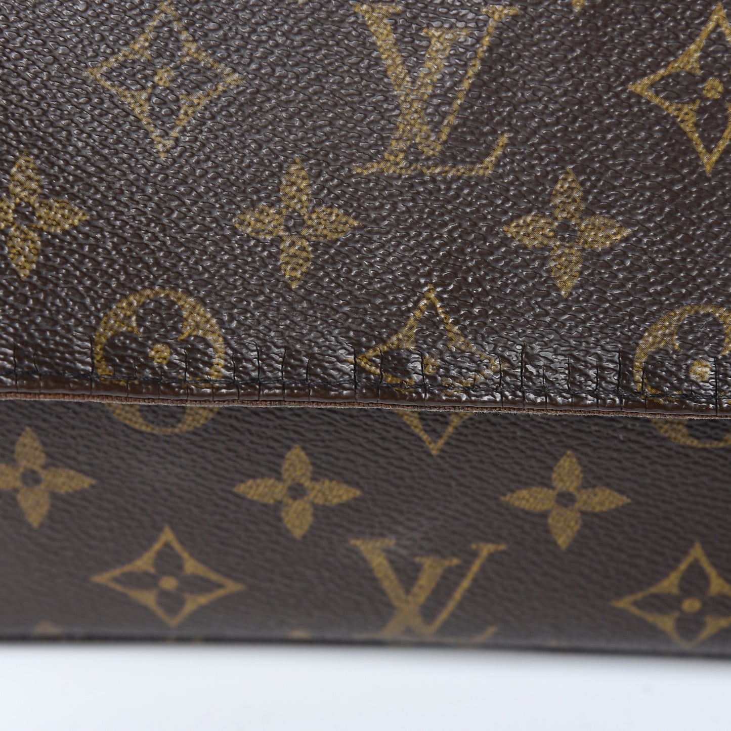 Monogram Mini Looping