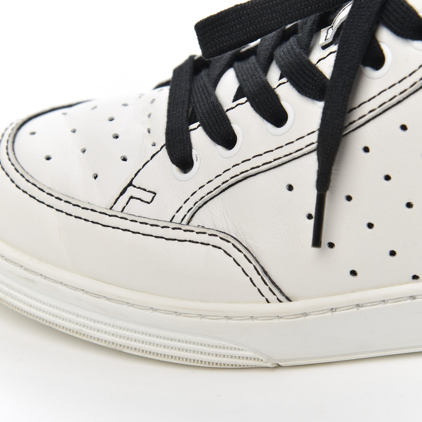Calfskin Womens Logo Sneakers 39 White Black