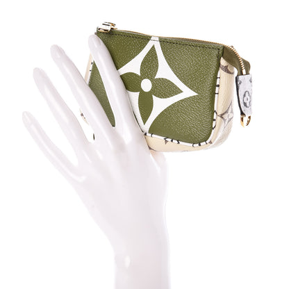 Louis Vuitton Monogram Giant Micro Pochette Accessories Kaki White 2 of 7