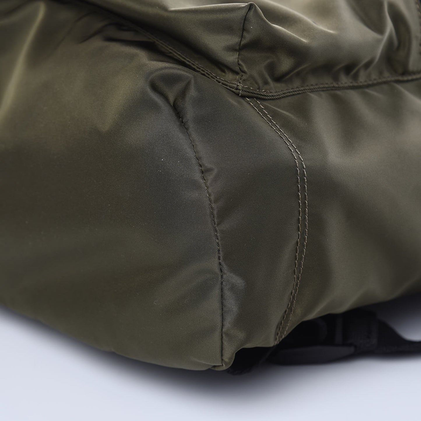 Nylon Light 3 Backpack Khaki