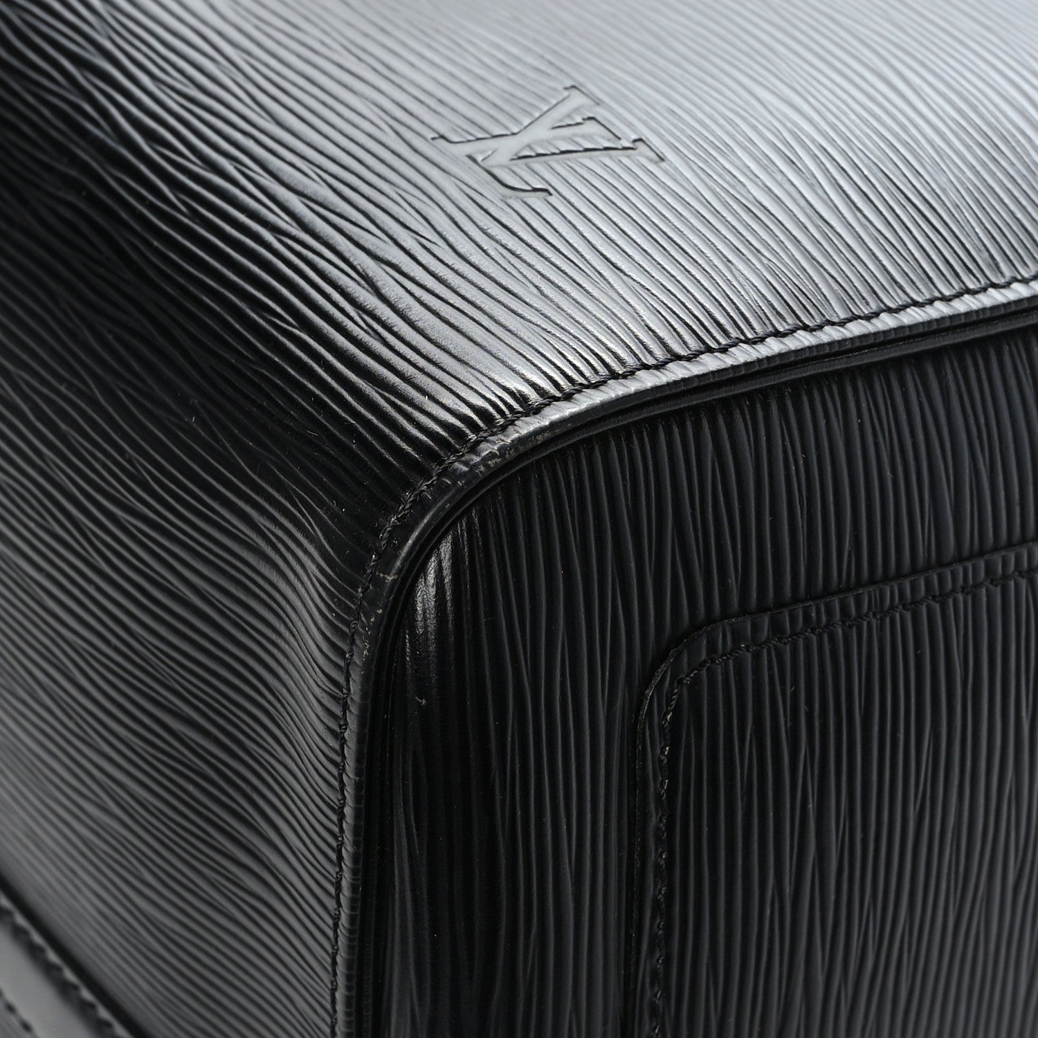 Louis Vuitton Epi Keepall 50 Black 8 of 11