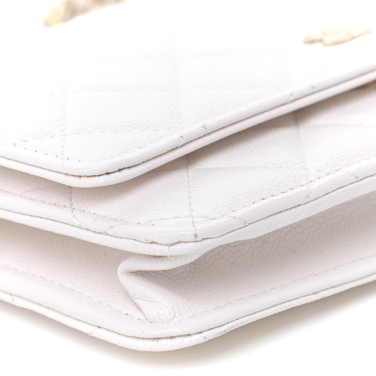 Caviar Quilted Wallet On Chain WOC White